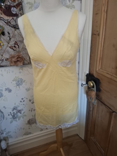 Vintage size yellow - yellow, and