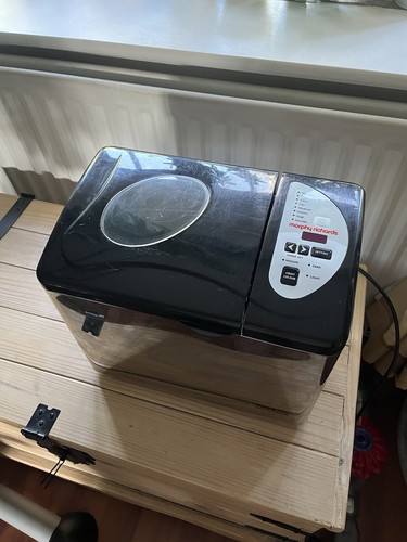 Morphy richards bread maker - morphy,