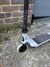 Blunt Envy Street Scooter