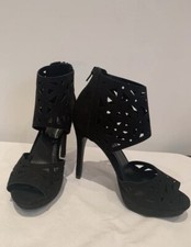 Catwalk T-strap platform shoes EU size 37
