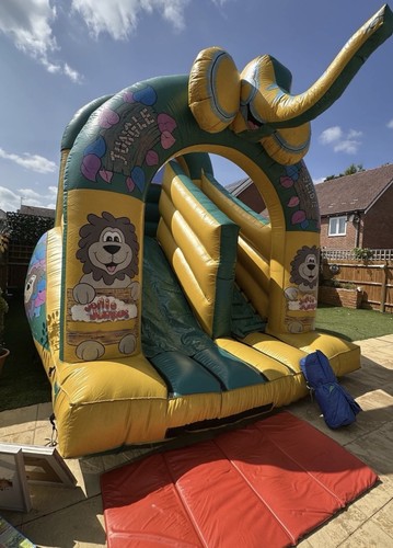 Commercial bouncy castle - xl,