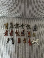 Vintage Toy Soldiers Lot –
