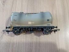 Hornby OO Gauge Weathered Vee
