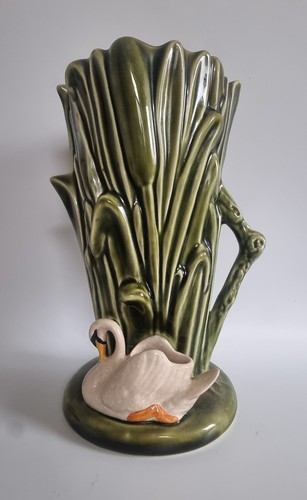 Sylvac swan vase model - swan,