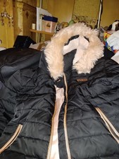 Mckenzie Girl Jacket age 12-13 years 