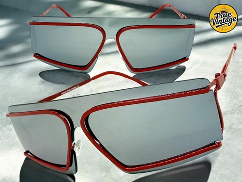 Futuristic modern true vintage - futuristic,