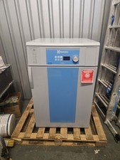 COMMERCIAL WASHING MACHINE /