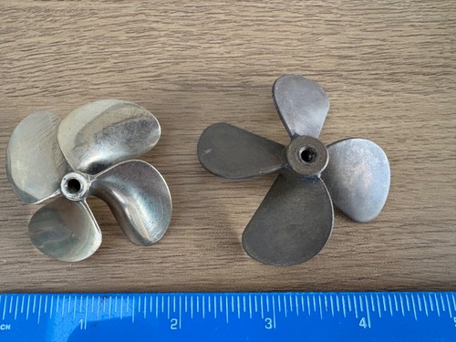 Two brass bladed model boat - 4,