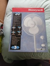 Boxed Honeywell Fan 30
