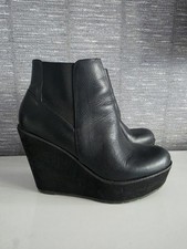 Shellys London black real