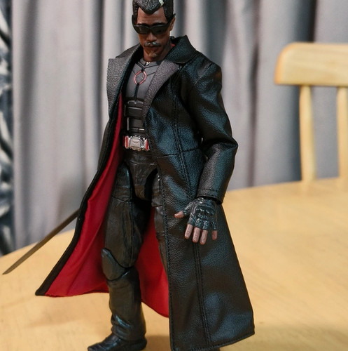 Custom wired coat - custom, 6"