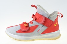 Nike LeBron Soldier XIII