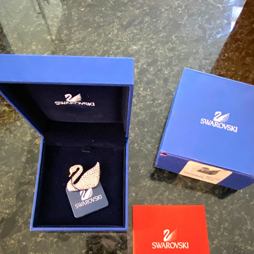 Swarovski swan crystal - swan,
