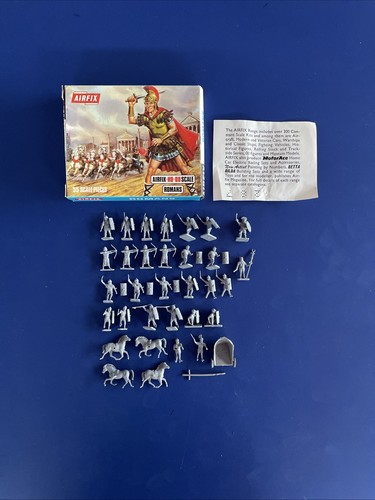 Airfix boxed romans - oo,
