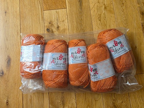 Love yarn ribbon - my, dk