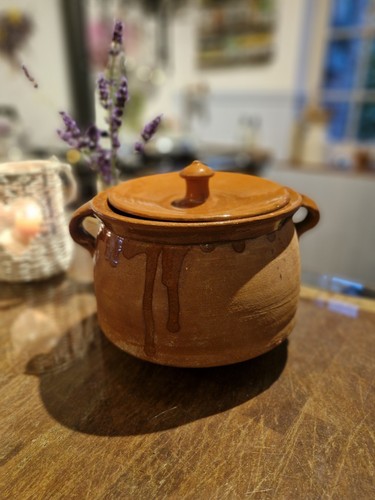 Lovely farmhouse vintage - a,