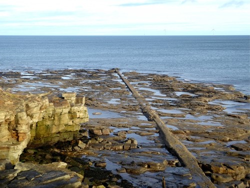 Photo 6x4 outfall off rocky - photo,