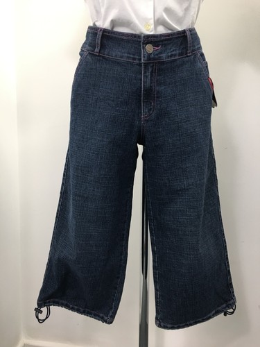 Apple bottom cropped - apple, jeans