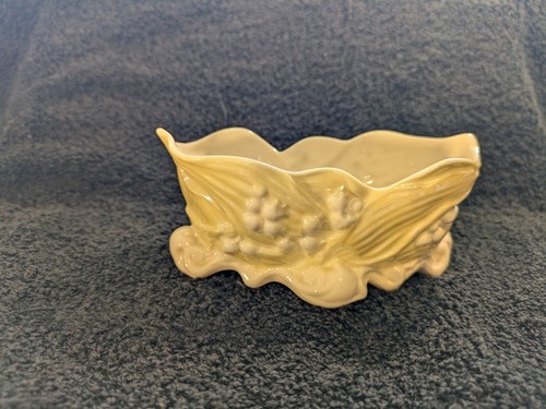 Vintage belleek lily the - belleek, of