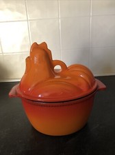 Lodge Style Enamel Cast Iron Covered Pot Chicken/Rooster 1.9L Like Le Crueset