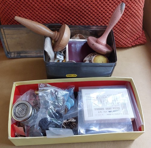 Selection vintage sewing - selection,