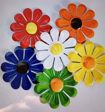 6 COLOURFUL METAL FLOWERS WALL