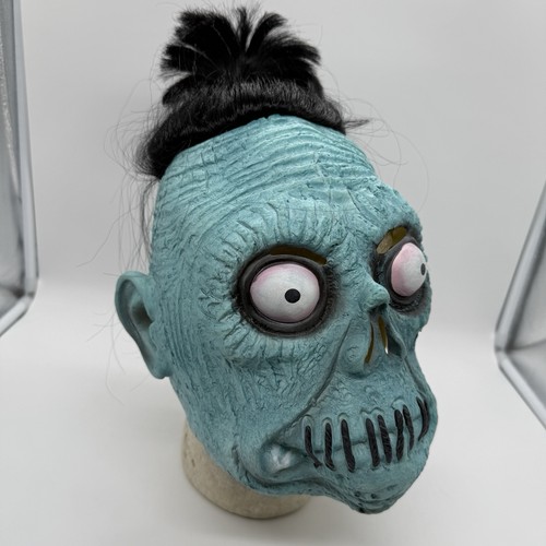 Beetlejuice inspired bob head - beetlejuice,
