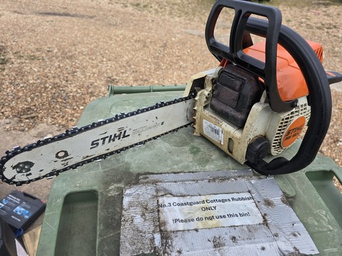 Stihl 180 chainsaw - 180,