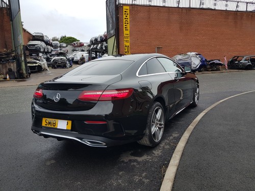 Mercedes class e220d - e,