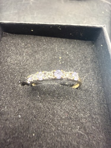 9ct yellow gold - yellow, tanzanite