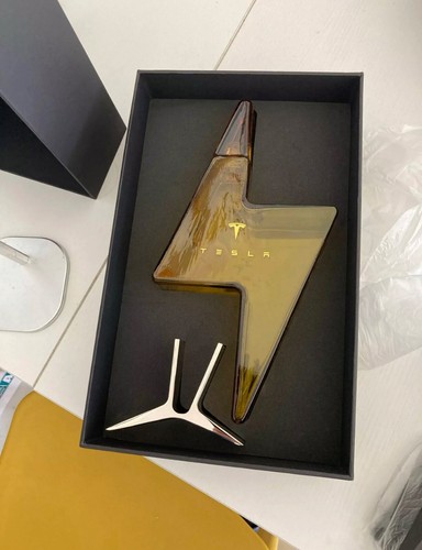 Tesla tequila decanter - tesla,