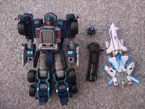 Transformers generation armada - generation,