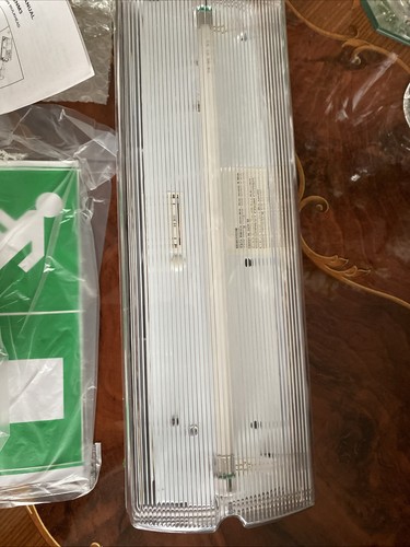 Emergency light watt - 8,