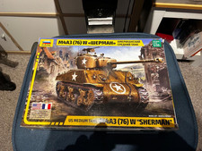 Zvezda 1/35 3676 Sherman US