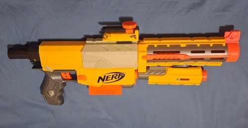 Nerf strike recon 6 gun - recon, cs-6