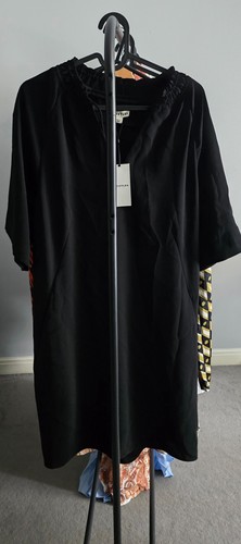 Bundle ladies dresses - 12,