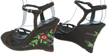 Barratts Dark Green Wedge