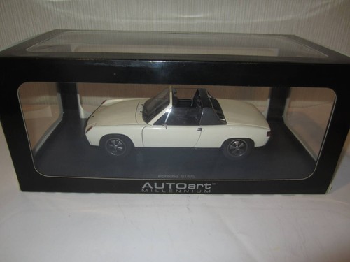 Autoart scale porsche - 1/18,