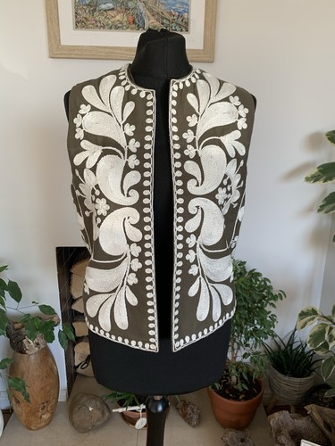 Zara khaki embroidered - zara,