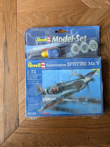 Revell 04164 supermarine - revell,