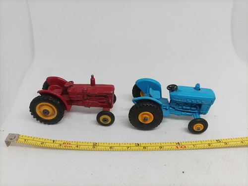 Small vintage tractors - 2, corgi