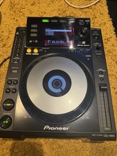 Pioneer CDJ 900