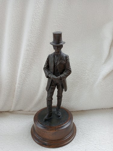 Rare bronze figure figurine - rare,
