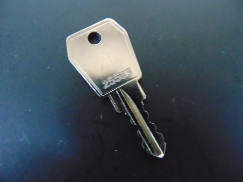 Original kamei replacement key - original,
