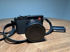 Leica Q3 60MP Digital Camera