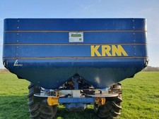 KRM Fertiliser Spreader Type L2 No 2493 Manufactured in 2008 24M Spreading width