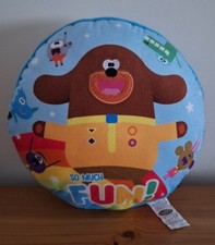 Hey Duggee Round Cushion Pillow Soft Plush Novelty Fun Bedding Character 9"