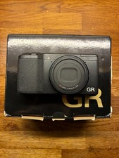 Ricoh 2mp boxed vgc - gr,