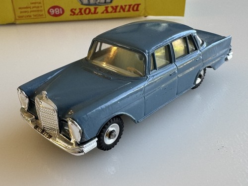 Dinky 186 mercedes benz 220 - 186,