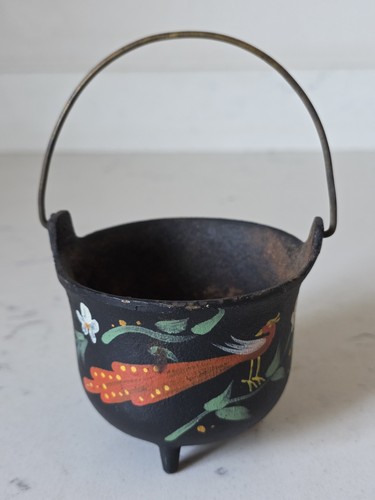 Vintage mini cast iron - vintage,